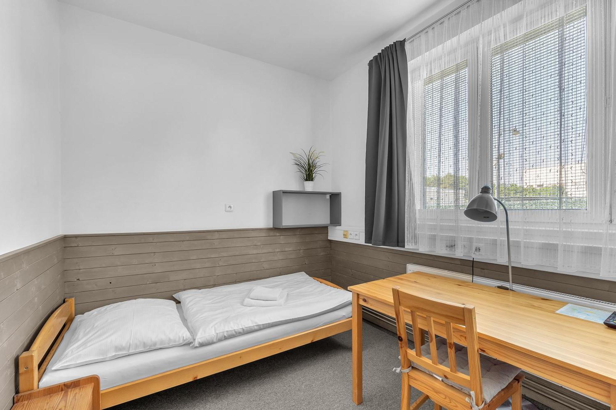 Apartmany A Ubytovani Premyslova, Hradec Králové Eksteriør billede